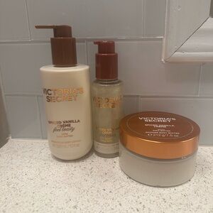 Victoria’s Secret Spiced Vanilla Crème Body Care Bundle